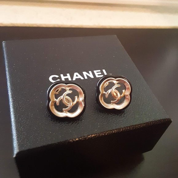 Chanel Silver Resin Earrings! - Picture 2 of 3